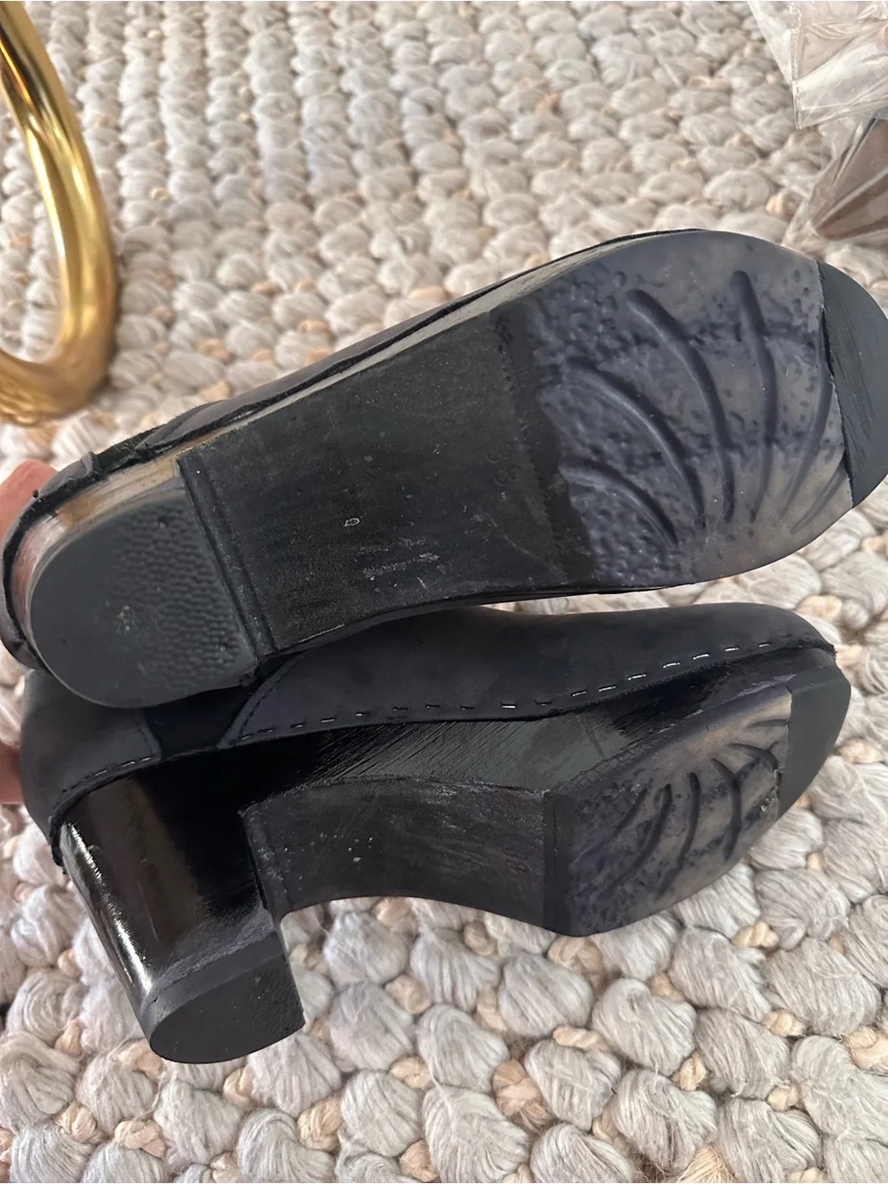 No 6 black and black 5 inch clog boot size 38